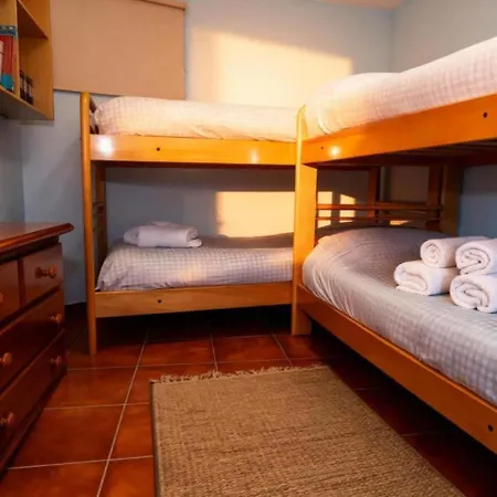 Apartment Mont Blanc Zona Baja 8 Pax A 2 Min Del Telesilla Y Bares